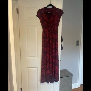 Floral maternity dress